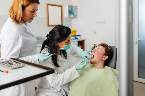 Best Orthodontic Emergency Dentist in Monfort Heights, OH